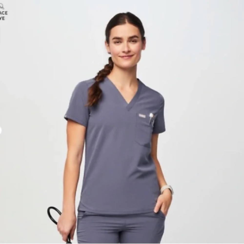 Figs Space Navy Catarina One Pocket Scrub Top, Size Large